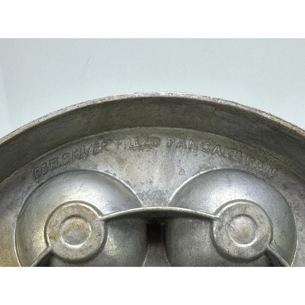 2 NORDIC WARE Ebelskiver Filled‎ Pancake Pan 7 Cavities Spherical